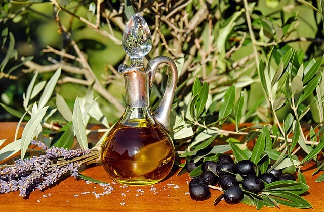olive oil photo